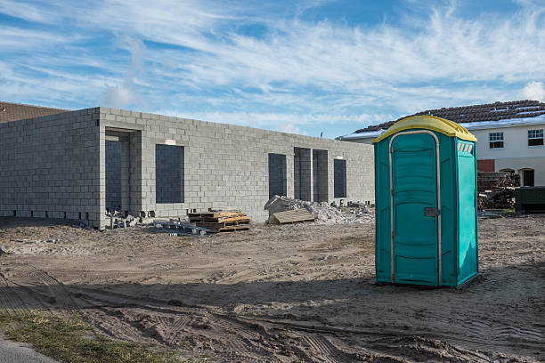 Best Porta potty rental near me  in Lifornia City, CA